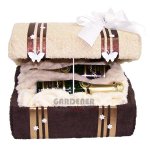   Truhlička hnědokávová s přípitkem