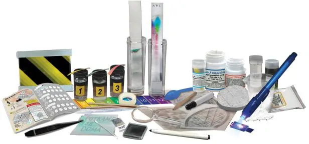 Místo činu experimentální vědecká sada malý detektiv