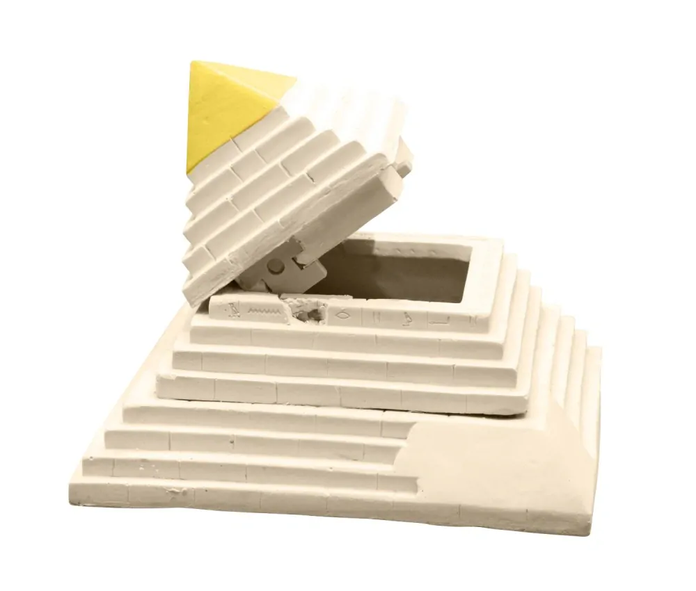 Vykopávka Tajemná pyramida