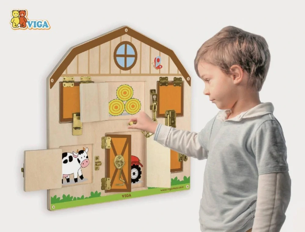 Zamykání a odemykání baby motorická hra