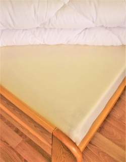 Bavlněné prostěradlo s gumou do výšky matrace 15 cm (smetanové
