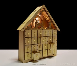 ADVENTNÍ BETLÉM | LED adventní kalendář | dřevěný | 24 zásuvek na dárečky | výška 42 cm